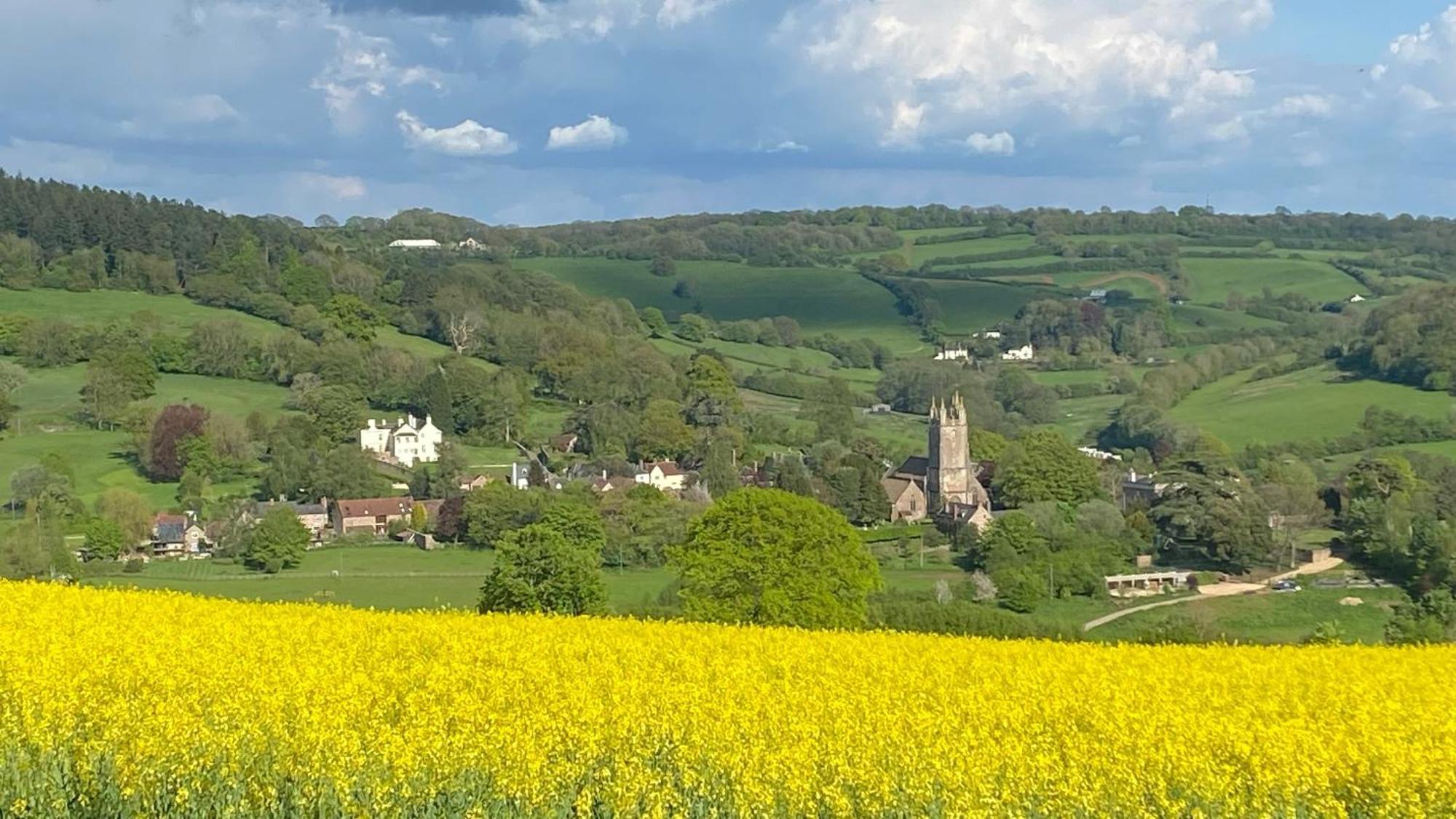 Steeple View - Romantic Wye Valley - Dog Friendly Apartment