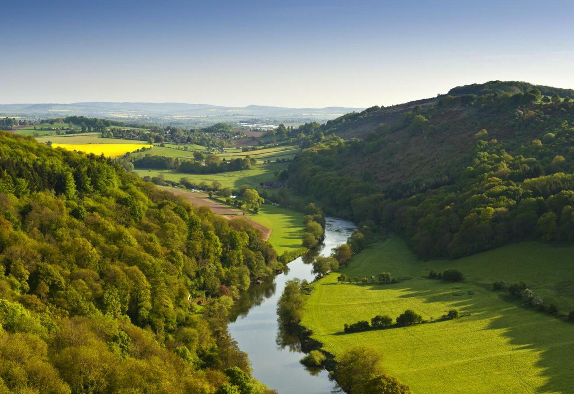 Steeple View - Romantic Wye Valley - Dog Friendly Apartment