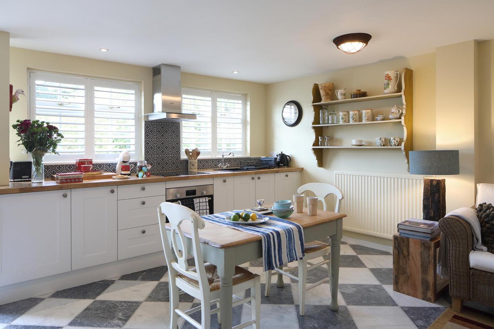 Steeple View - Romantic Wye Valley - Dog Friendly Apartment